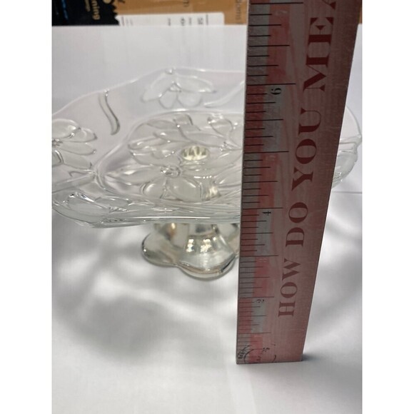 Vintage Compote Bon Bon Dish Pedestal Clear Embossed Frosted Flowers 8" - Picture 5 of 5